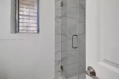 156 NW 88th St, El Portal, FL 33150 - Photo 39