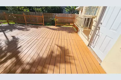 156 NW 88th St, El Portal, FL 33150 - Photo 23