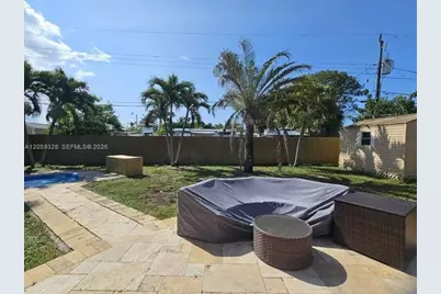 1732 NE 50th St, Pompano Beach, FL 33064 - Photo 21