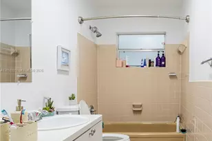 7940 NW 9th St, Margate, FL 33063 - Photo 23
