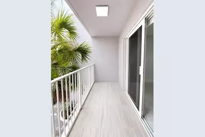 2750 W 76th St #203, Hialeah, FL 33016 - Photo 11