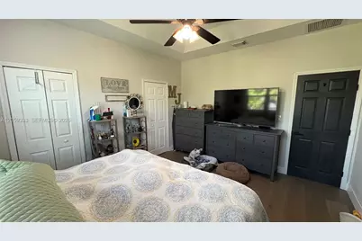 11623 NW 78th St, Doral, FL 33178 - Photo 9