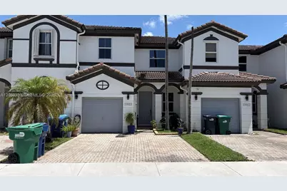 11623 NW 78th St, Doral, FL 33178 - Photo 1