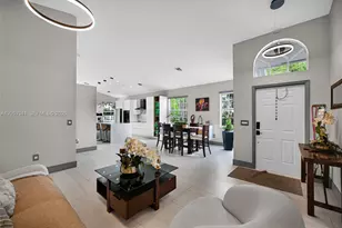 15982 NW 12th Ct, Pembroke Pines, FL 33028 - Photo 9