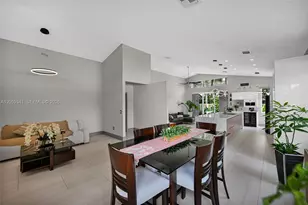 15982 NW 12th Ct, Pembroke Pines, FL 33028 - Photo 17