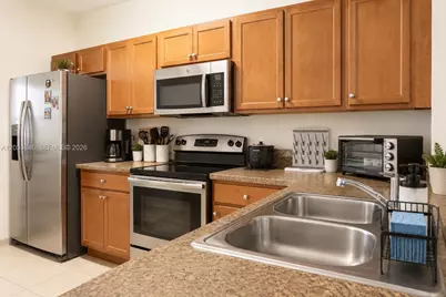 132 SE 28th Pl #4, Homestead, FL 33033 - Photo 5