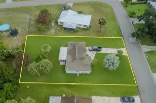 4016 E Sunflower Cir, Labelle, FL 33935 - Photo 11