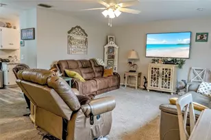 4016 E Sunflower Cir, Labelle, FL 33935 - Photo 9