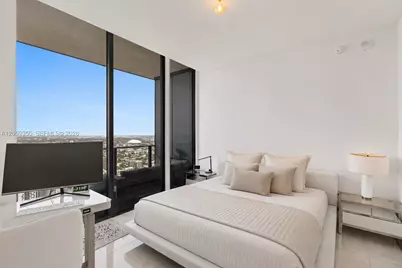 1000 Brickell #PH6106, Miami, FL 33131 - Photo 27