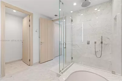1000 Brickell #PH6106, Miami, FL 33131 - Photo 33