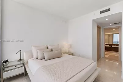 1000 Brickell #PH6106, Miami, FL 33131 - Photo 29