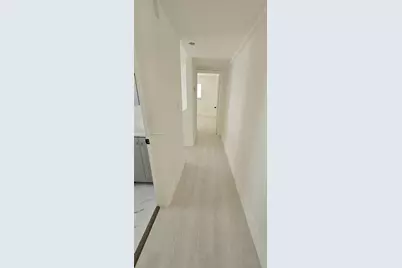 1000 W 28 St #17, Hialeah, FL 33010 - Photo 15