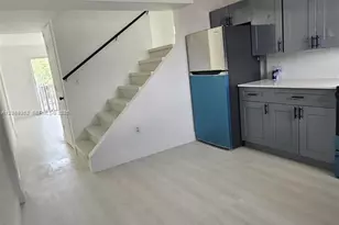 1000 W 28th St, Hialeah, FL 33010 - Photo 13