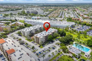 9320 Fontainebleau Blvd, Miami, FL 33172 - Photo 31