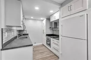 9320 Fontainebleau Blvd, Miami, FL 33172 - Photo 9