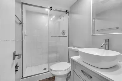 9320 Fontainebleau Blvd #214, Miami, FL 33172 - Photo 17