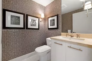 6799 Collins Ave, Miami Beach, FL 33141 - Photo 19