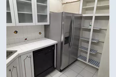 3301 Spanish Moss Ter #804, Lauderhill, FL 33319 - Photo 3