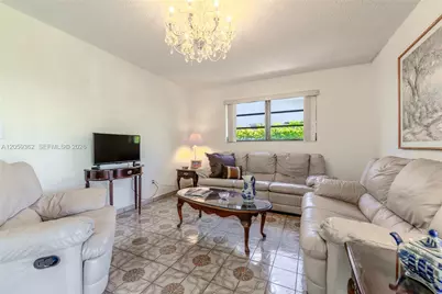 13131 SW 5th St, Miami, FL 33184 - Photo 11