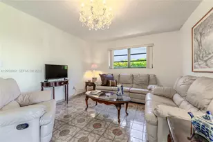 13131 SW 5th St, Miami, FL 33184 - Photo 11