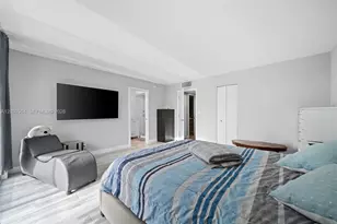 613 NE 26th Ave, Hallandale Beach, FL 33009 - Photo 13