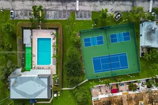 613 NE 26th Ave, Hallandale Beach, FL 33009 - Photo 39