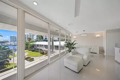 1124 Seminole Dr #4F, Fort Lauderdale, FL 33304 - Photo 3