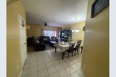 904 NW 100th Ave, Pembroke Pines, FL 33024 - Photo 45