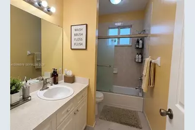 904 NW 100th Ave, Pembroke Pines, FL 33024 - Photo 73