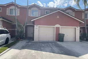 904 NW 100th Ave, Pembroke Pines, FL 33024 - Photo 1