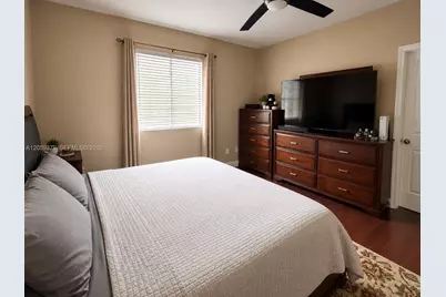 904 NW 100th Ave, Pembroke Pines, FL 33024 - Photo 21