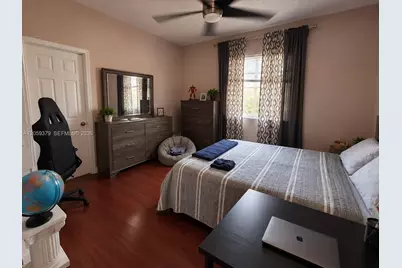 904 NW 100th Ave, Pembroke Pines, FL 33024 - Photo 77