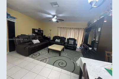 904 NW 100th Ave, Pembroke Pines, FL 33024 - Photo 23