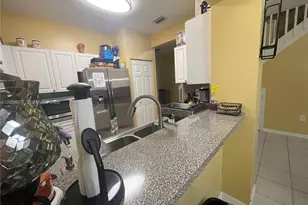 904 NW 100th Ave, Pembroke Pines, FL 33024 - Photo 77