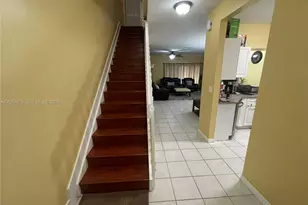 904 NW 100th Ave, Pembroke Pines, FL 33024 - Photo 27