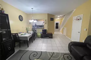 904 NW 100th Ave, Pembroke Pines, FL 33024 - Photo 9