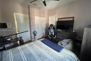 904 NW 100th Ave, Pembroke Pines, FL 33024 - Photo 11