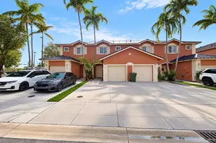 904 NW 100th Ave, Pembroke Pines, FL 33024 - Photo 45