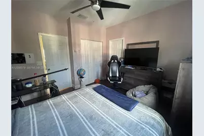 904 NW 100th Ave, Pembroke Pines, FL 33024 - Photo 15