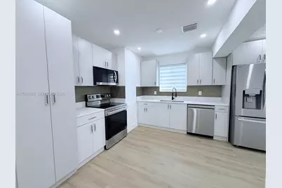 4130 NW 11th Ave, Oakland Park, FL 33309 - Photo 5