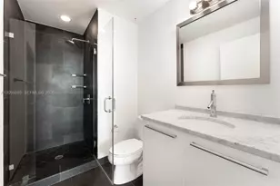 900 Biscayne Blvd, Miami, FL 33132 - Photo 23