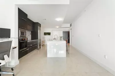 900 Biscayne Blvd #2708, Miami, FL 33132 - Photo 9