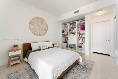 900 Biscayne Blvd #2708, Miami, FL 33132 - Photo 21