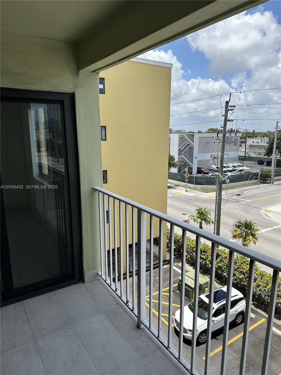 2046 W Flagler St #409 - 2046 W Flagler St #409, Miami, FL 33135 Luxury Property | Jose Angel Pina