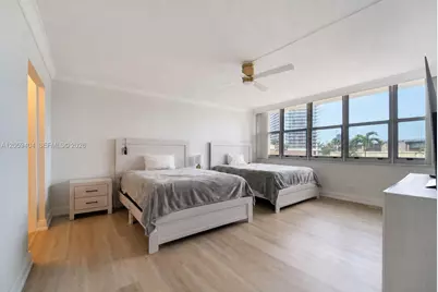 1817 S Ocean Dr #215, Hallandale Beach, FL 33009 - Photo 17