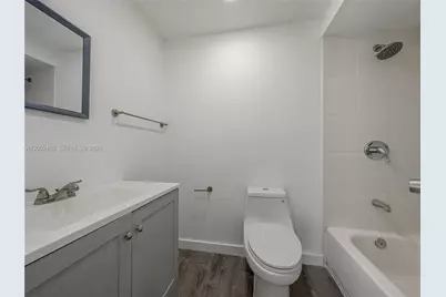 17570 Atlantic Blvd #210, Sunny Isles Beach, FL 33160 - Photo 19