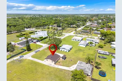 378 SW 6th St, Florida City, FL 33034 - Photo 15
