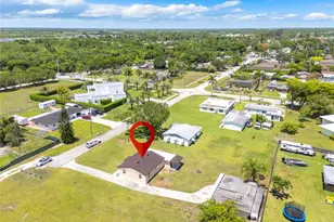 378 SW 6th St, Florida City, FL 33034 - Photo 15