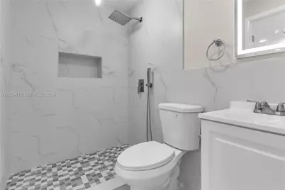 378 SW 6th St, Florida City, FL 33034 - Photo 9