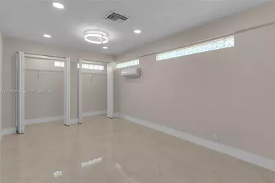 378 SW 6th St, Florida City, FL 33034 - Photo 5